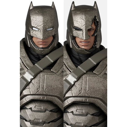 Medicom | MAFEX Armored Batman Ver.1.5