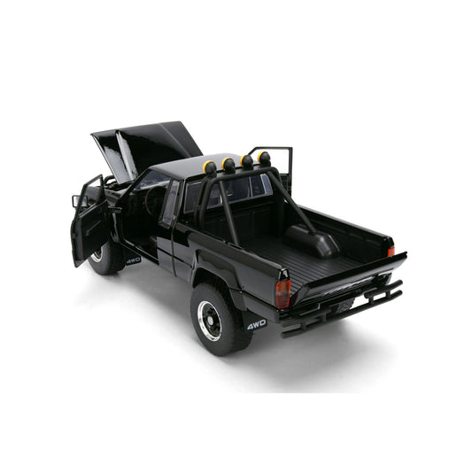 Jada | BTF 1/24 Toyota SR5 Skateboard