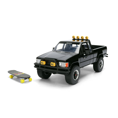 Jada | BTF 1/24 Toyota SR5 Skateboard
