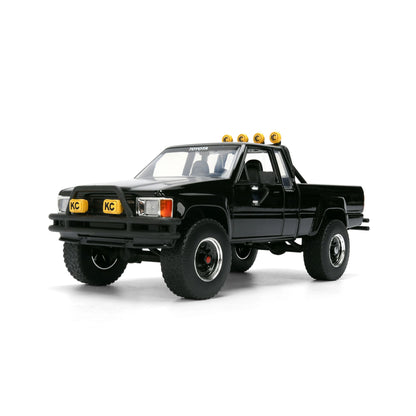 Jada | BTF 1/24 Toyota SR5 Skateboard